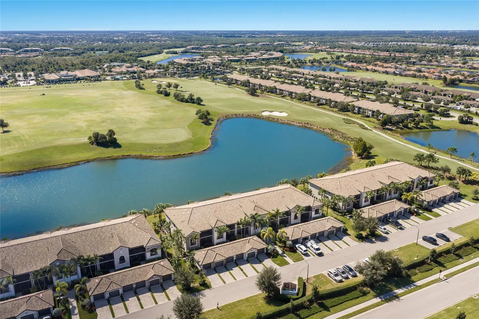 5614 PALMER CIR #206 #206