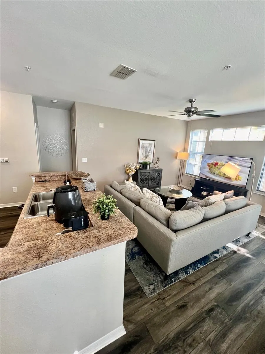 8341 38TH STREET CIR E #202 #202