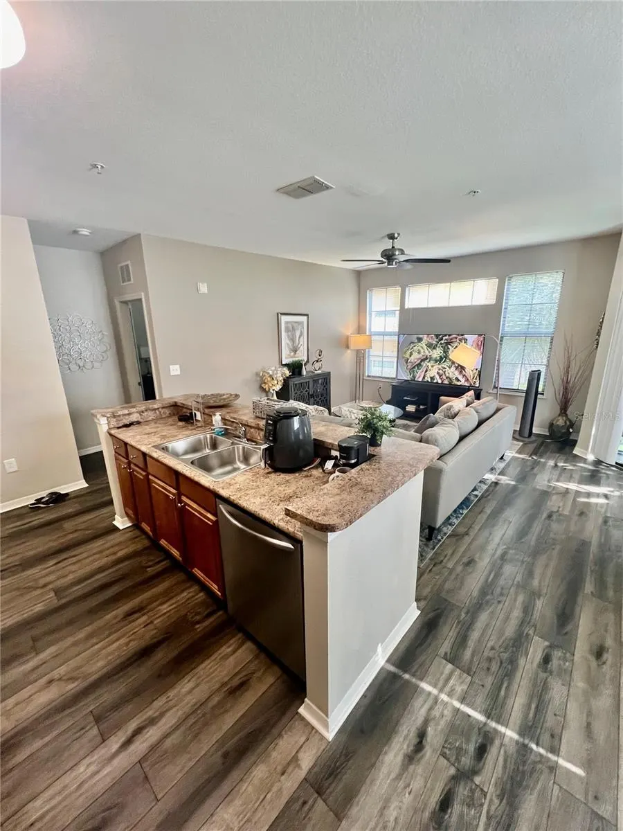 8341 38TH STREET CIR E #202 #202