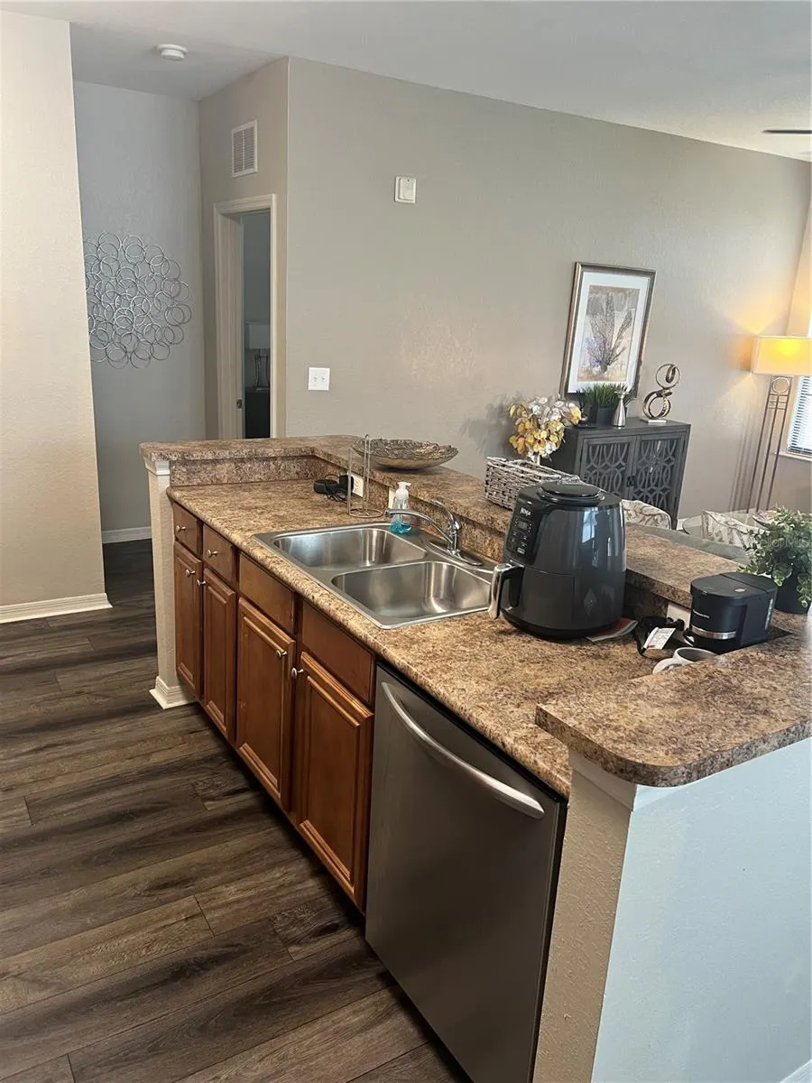 8341 38TH STREET CIR E #202 #202