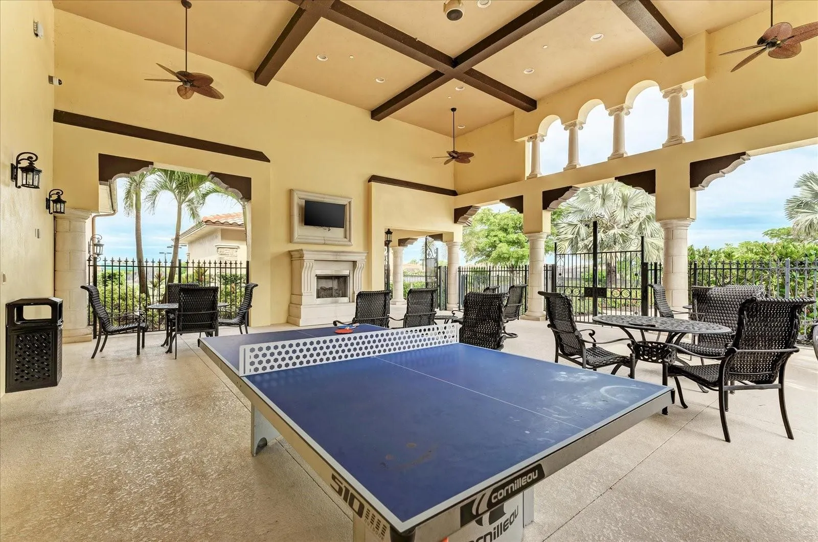 12501 CINQUETERRE DR
