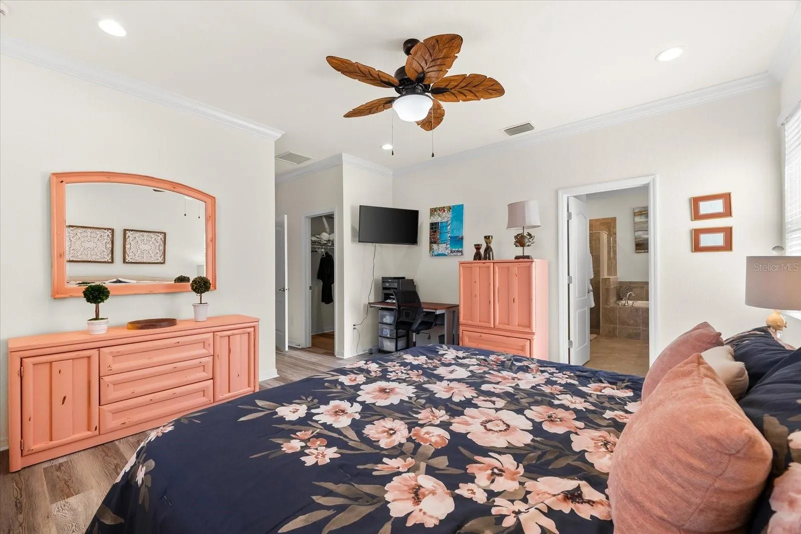 12501 CINQUETERRE DR