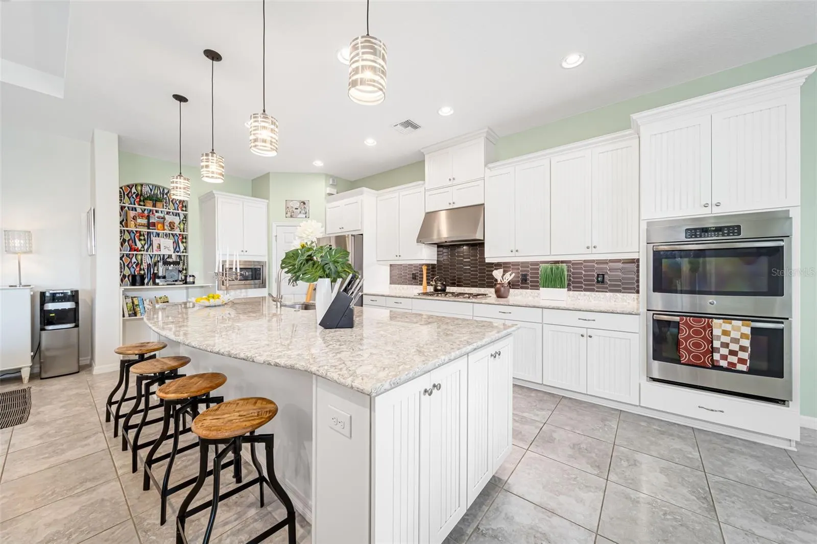 6195 ANISE DR