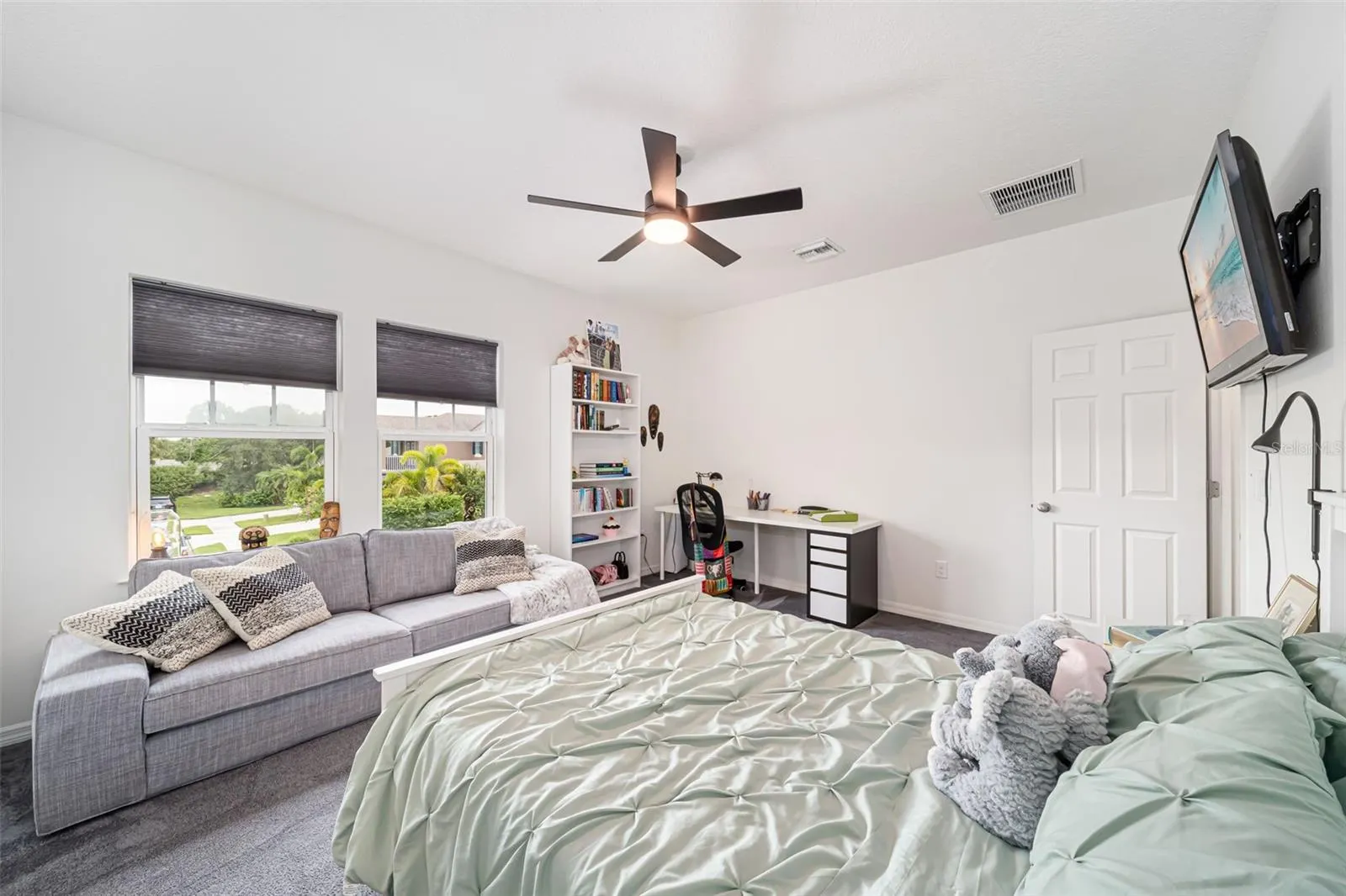 6195 ANISE DR
