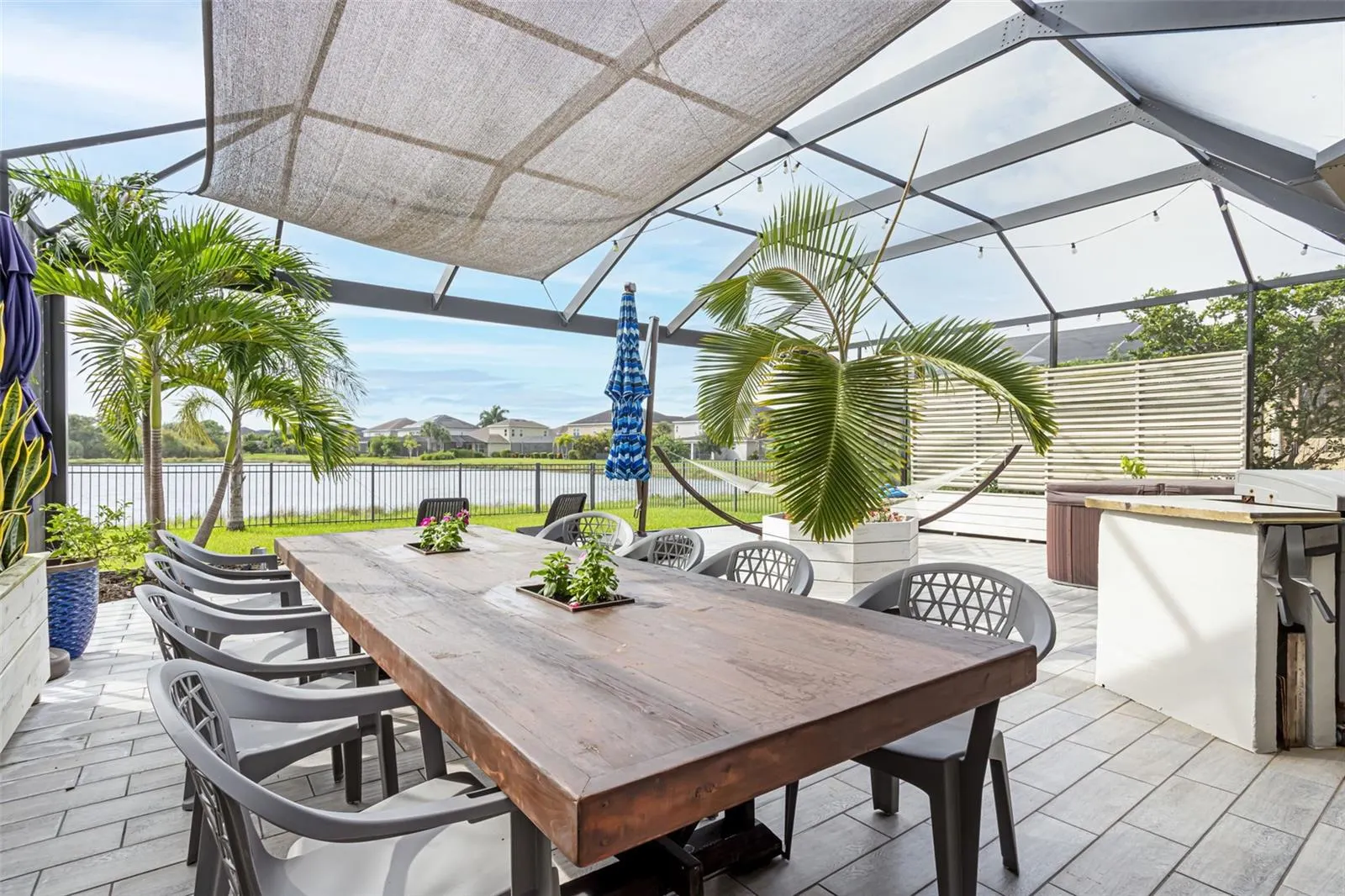 6195 ANISE DR