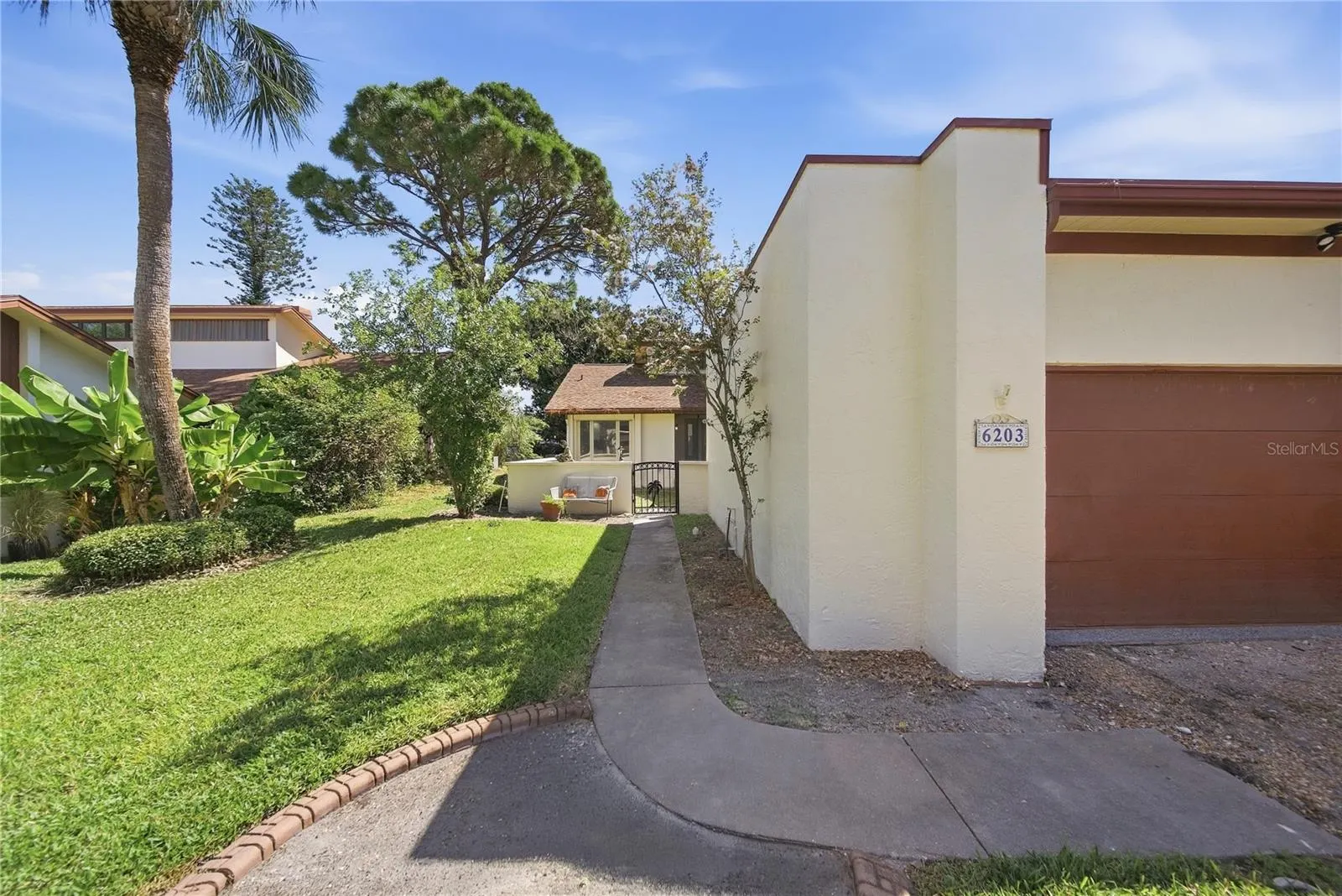 6203 COURTSIDE DR #21 #21