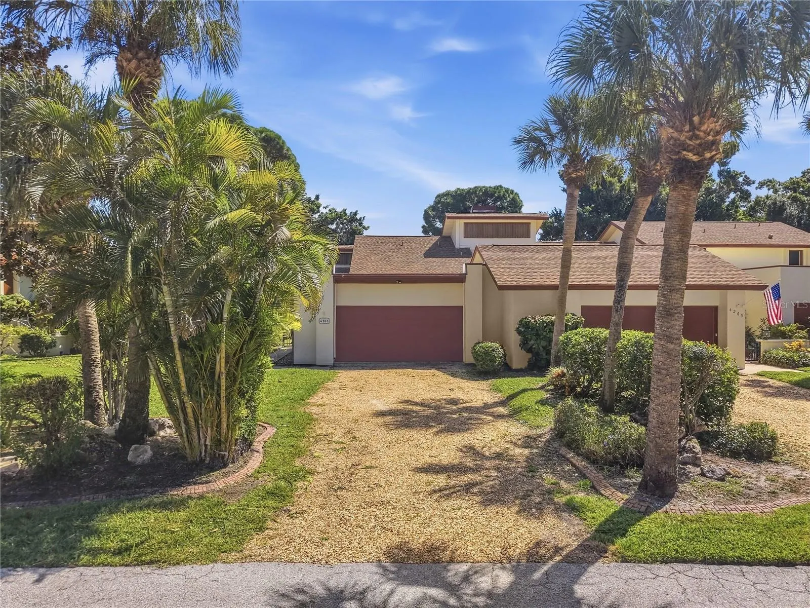 6203 COURTSIDE DR #21 #21