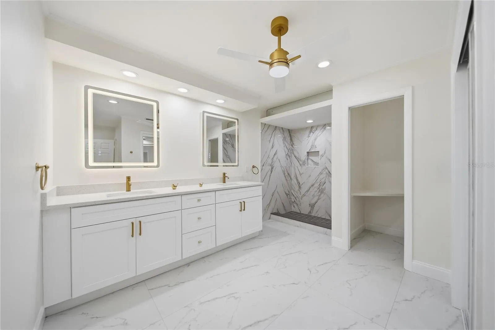 6203 COURTSIDE DR #21 #21