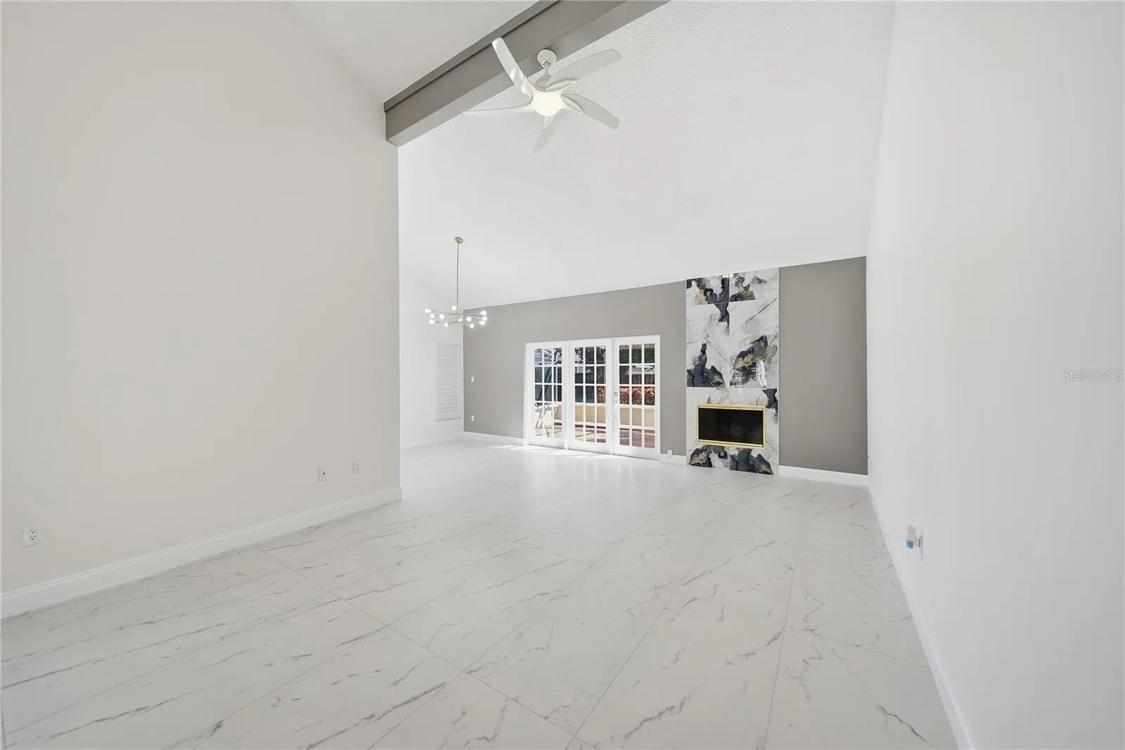 6203 COURTSIDE DR #21 #21