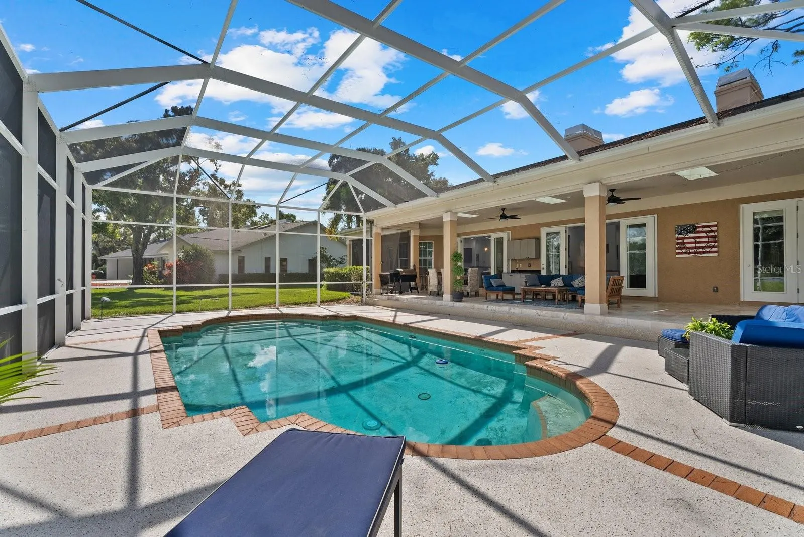 7303 WEEPING WILLOW DR