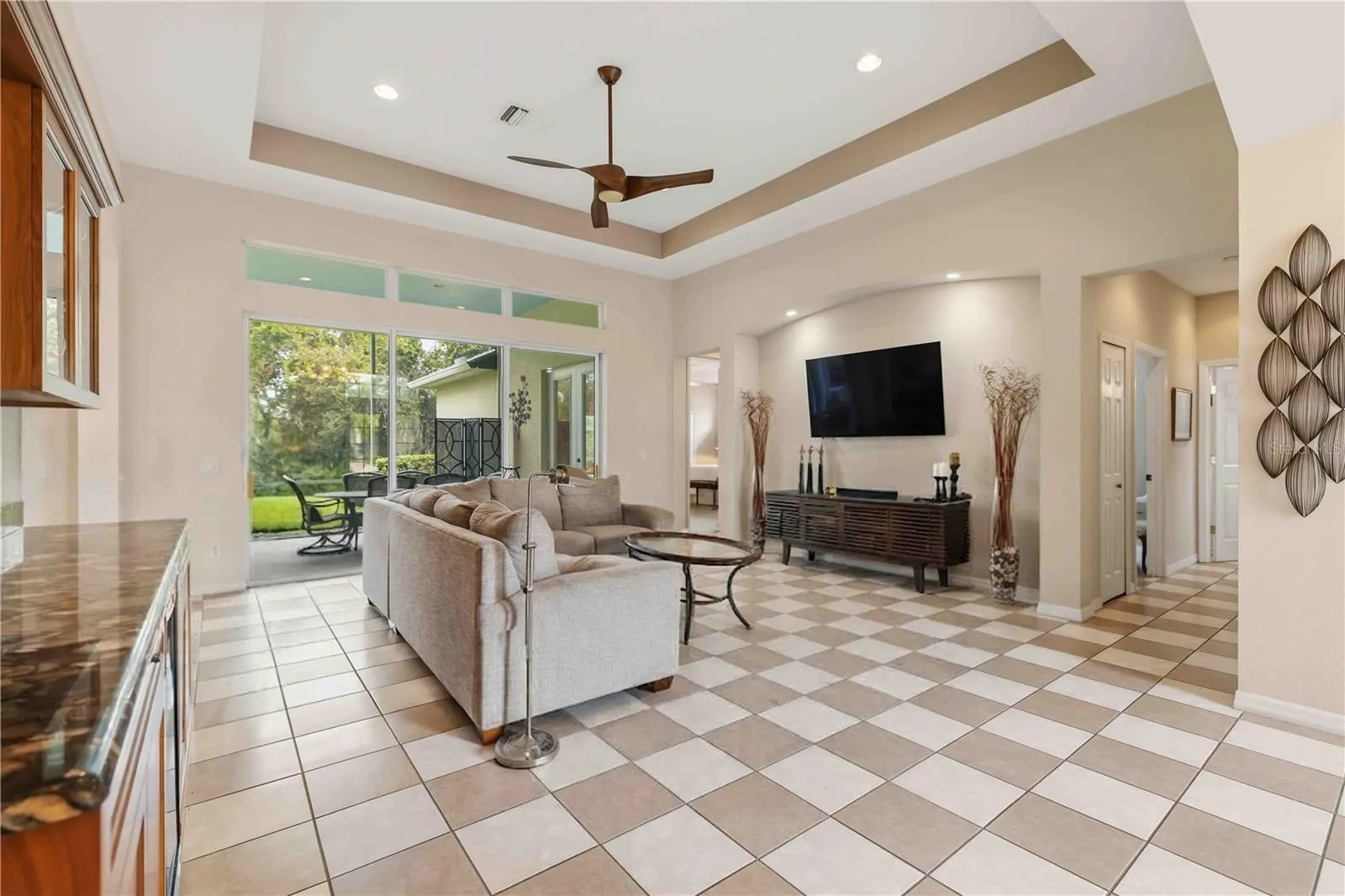 7907 ASHLEY CIR