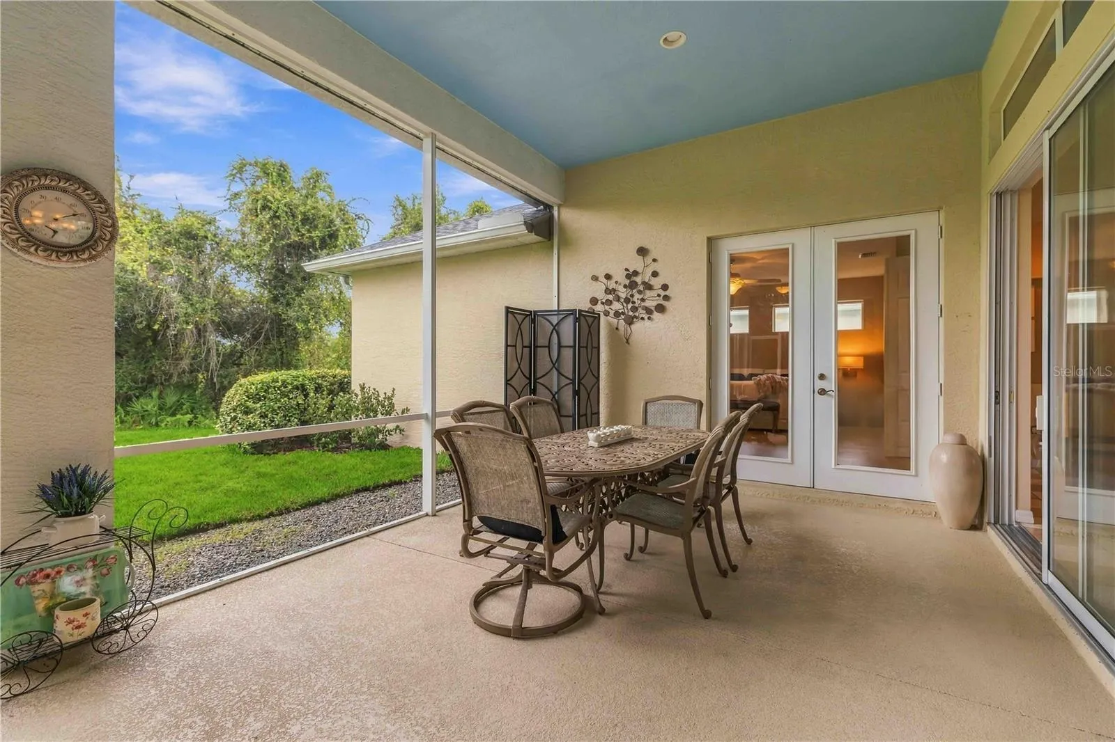 7907 ASHLEY CIR