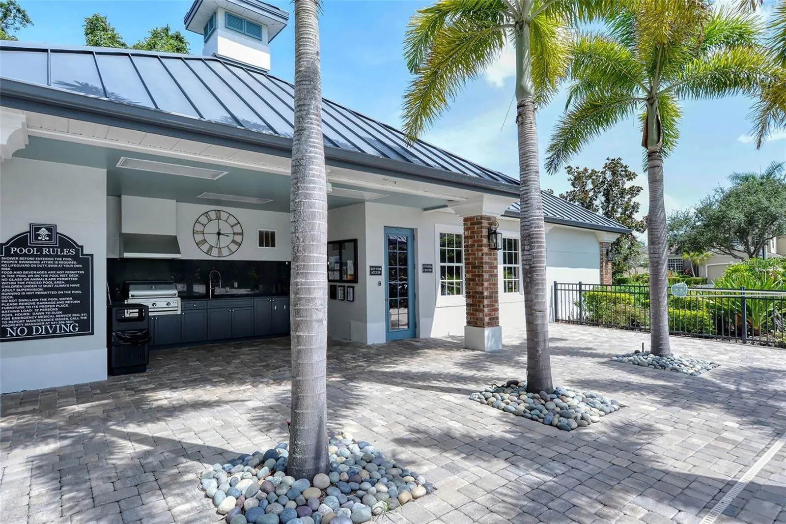 7907 ASHLEY CIR