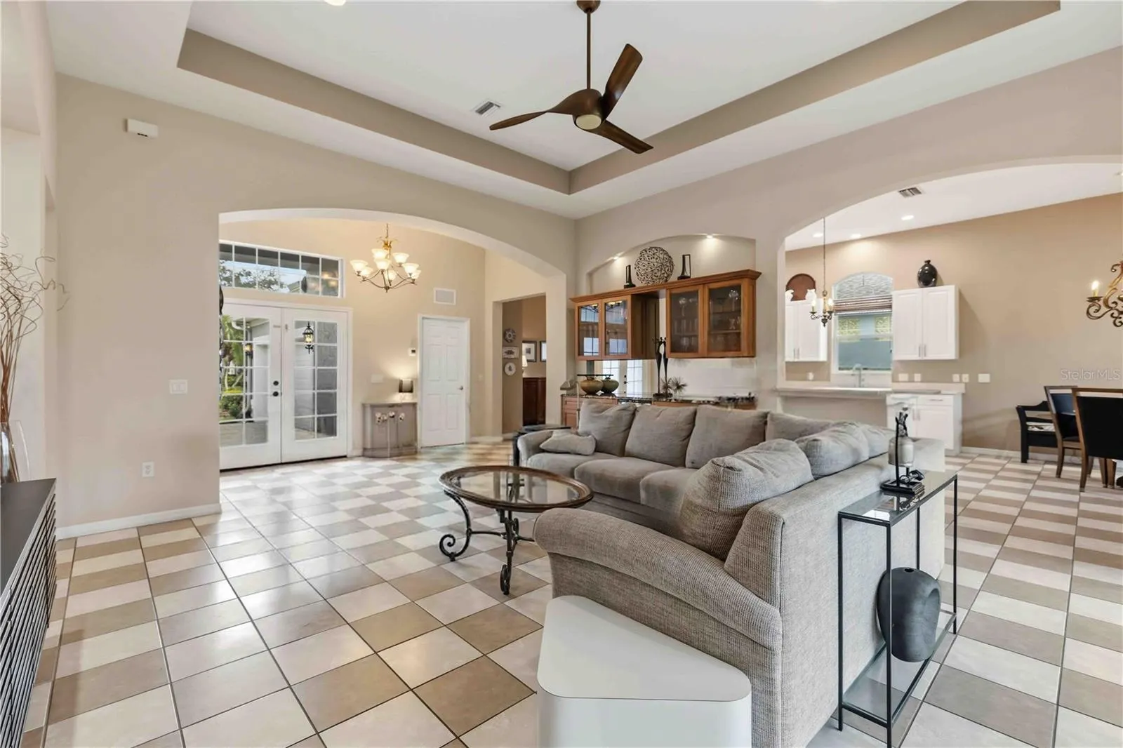 7907 ASHLEY CIR