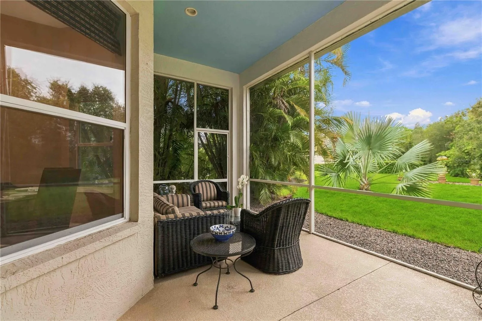 7907 ASHLEY CIR