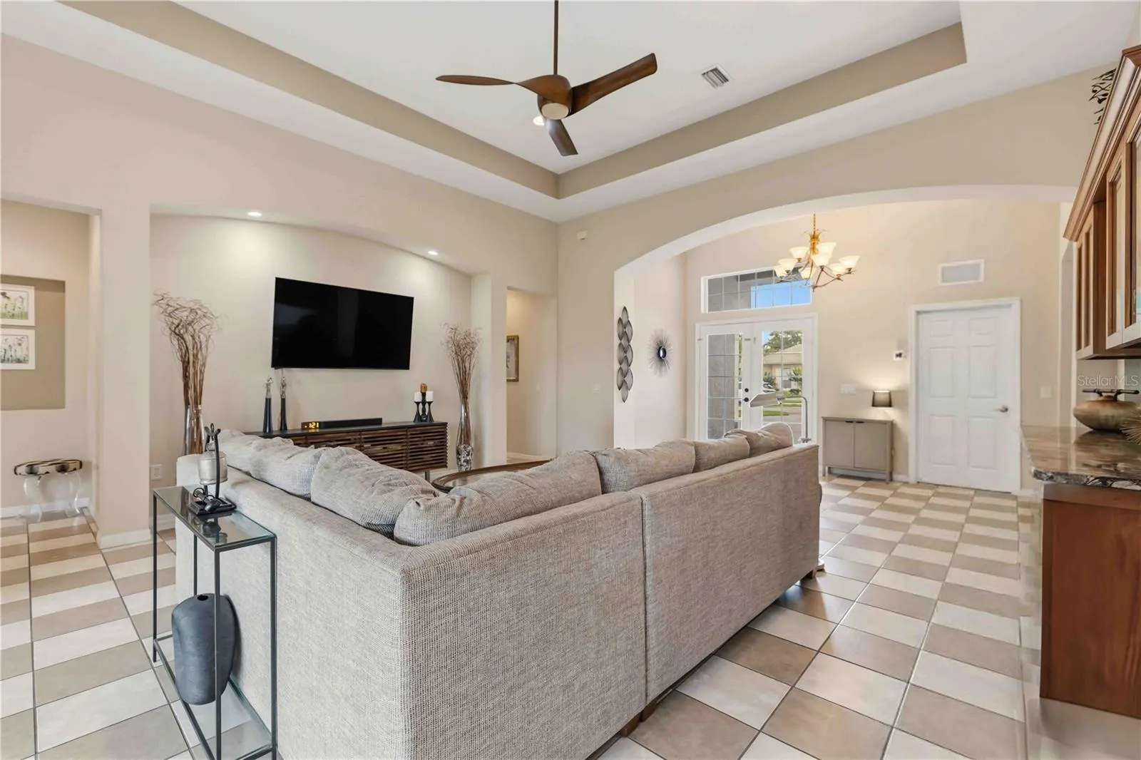 7907 ASHLEY CIR