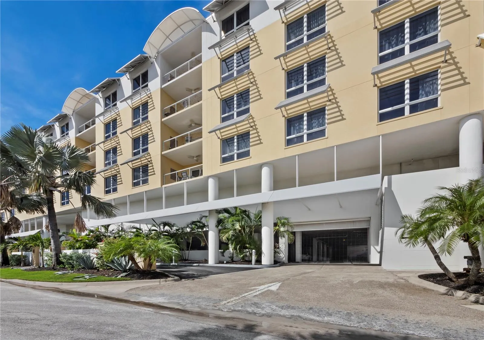 915 SEASIDE DR #310 #310