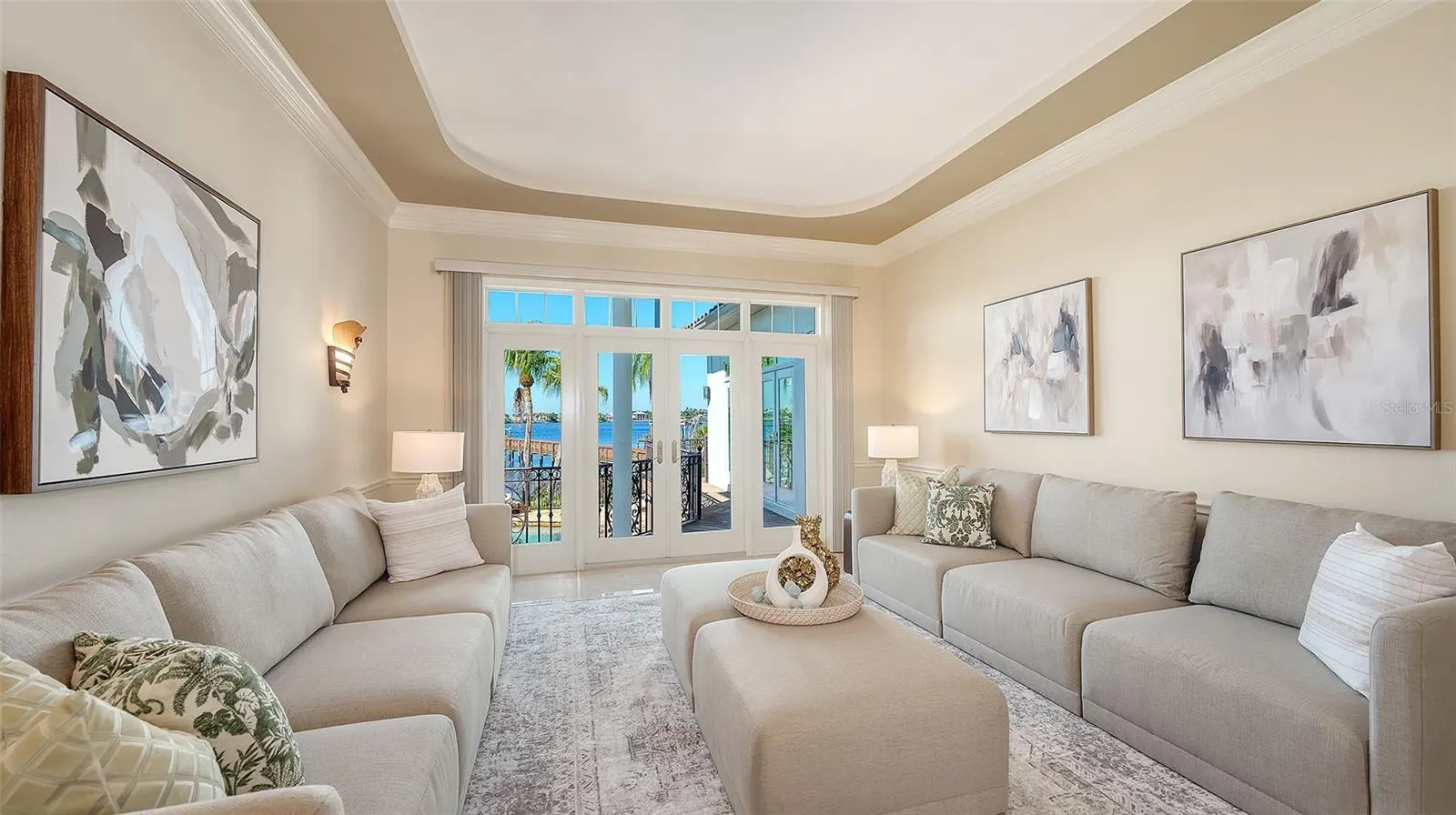 2115 LYCHEE LN