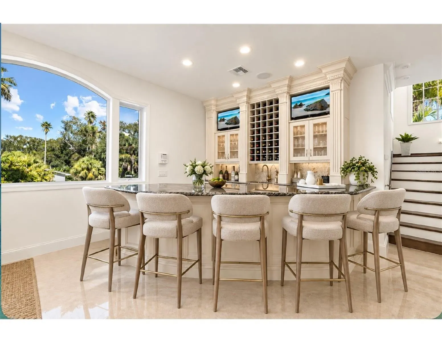 2115 LYCHEE LN