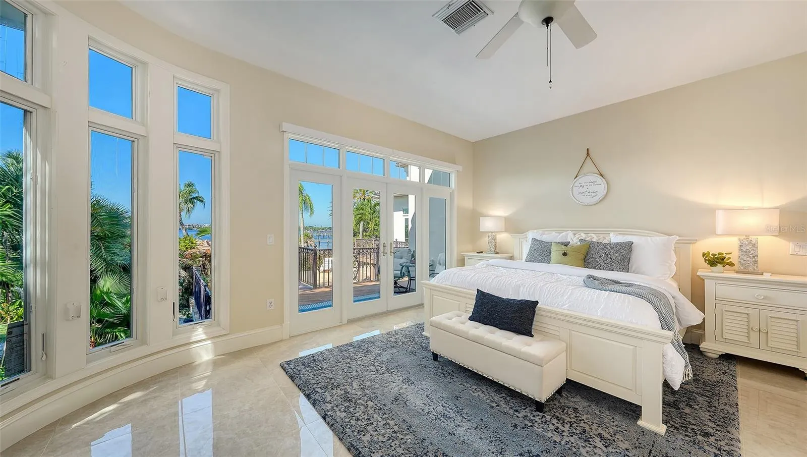 2115 LYCHEE LN