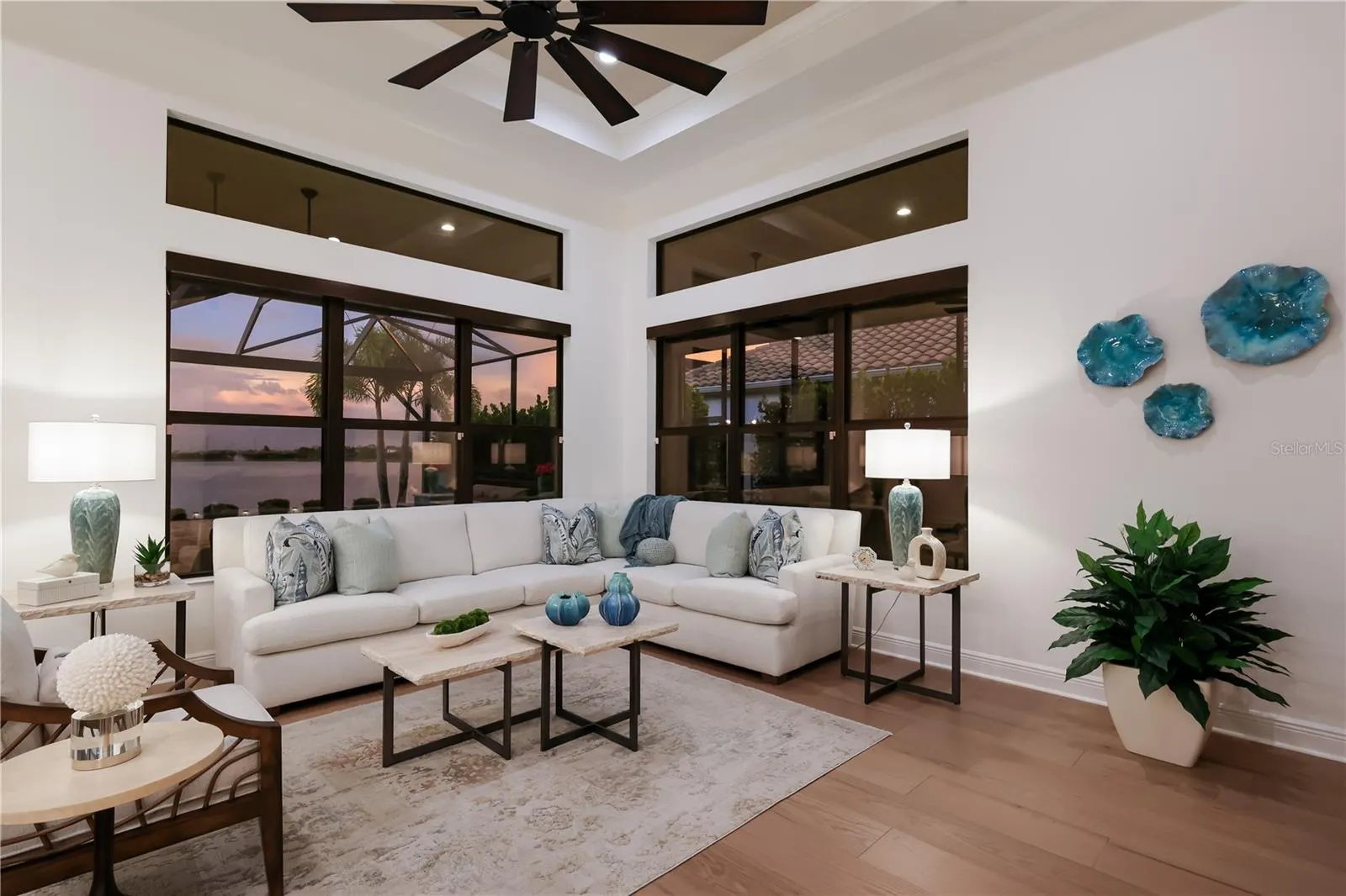 309 BOCELLI DR