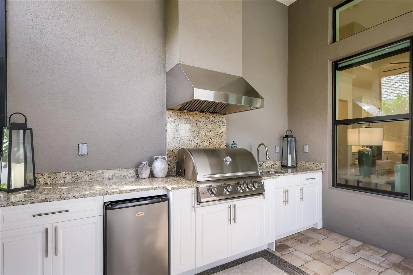 309 BOCELLI DR