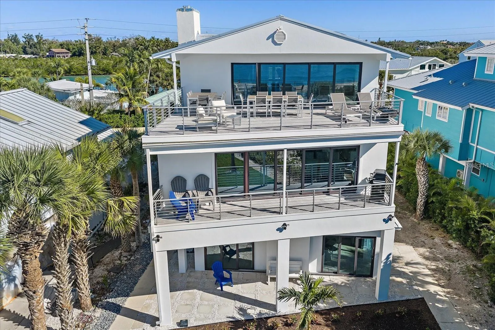 412 S CASEY KEY RD