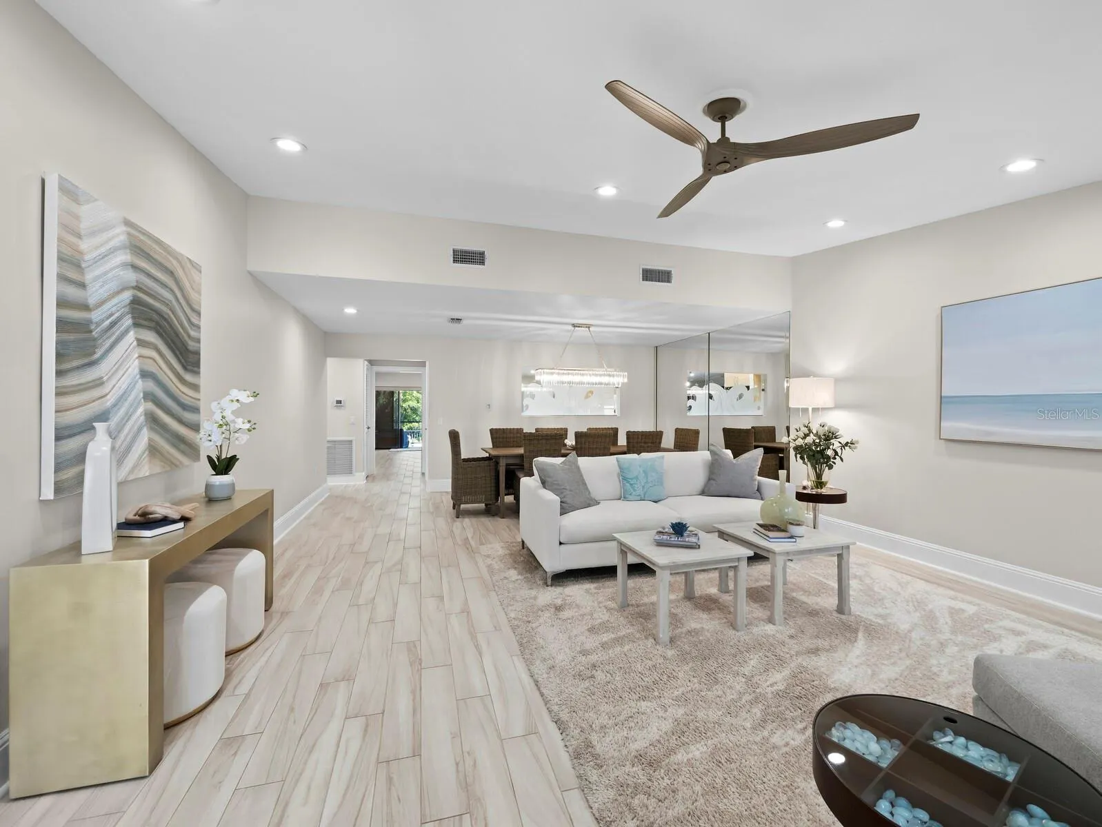 2352 HARBOUR OAKS DR