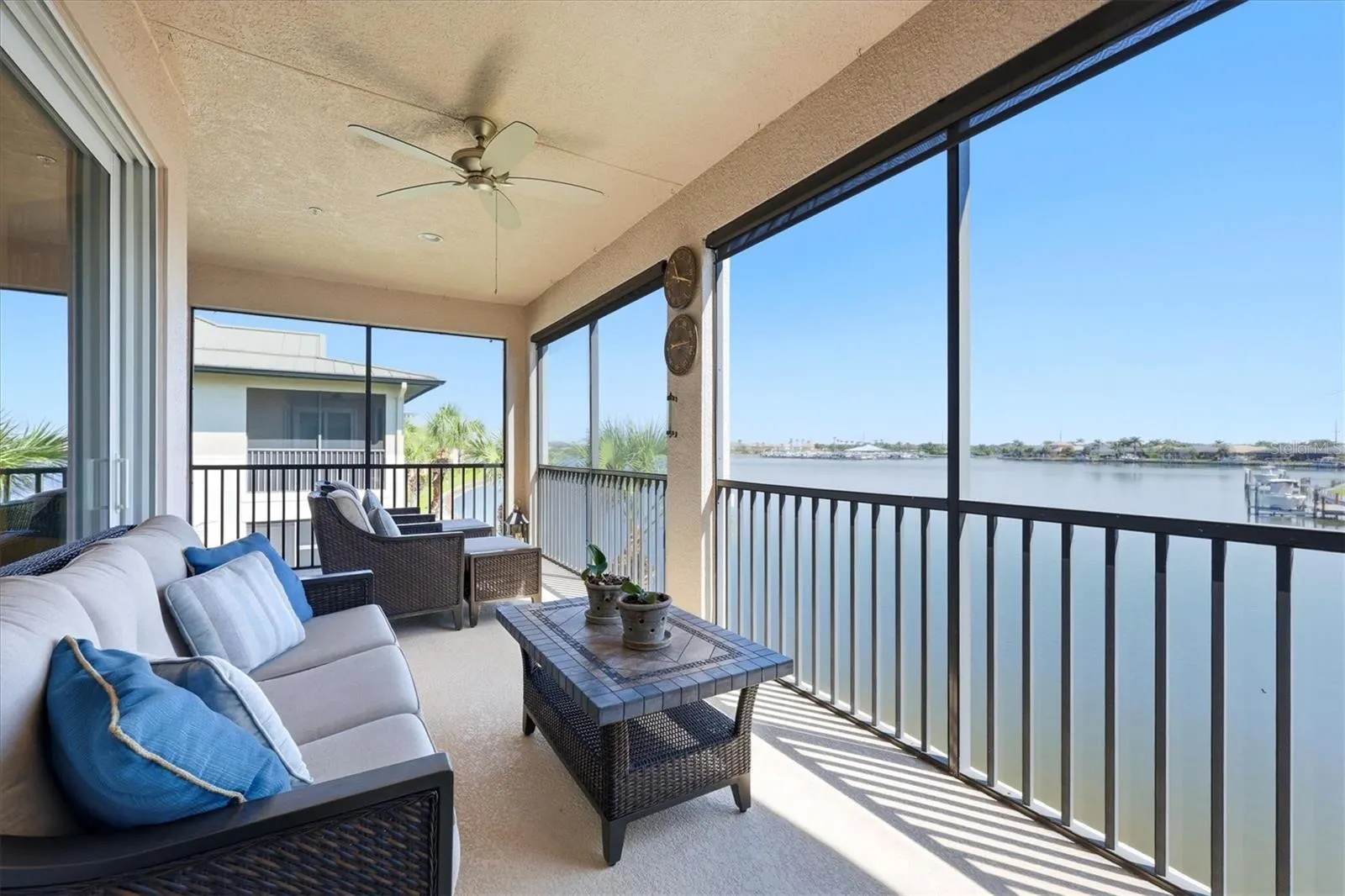 1009 RIVERSCAPE ST #1009 #1009
