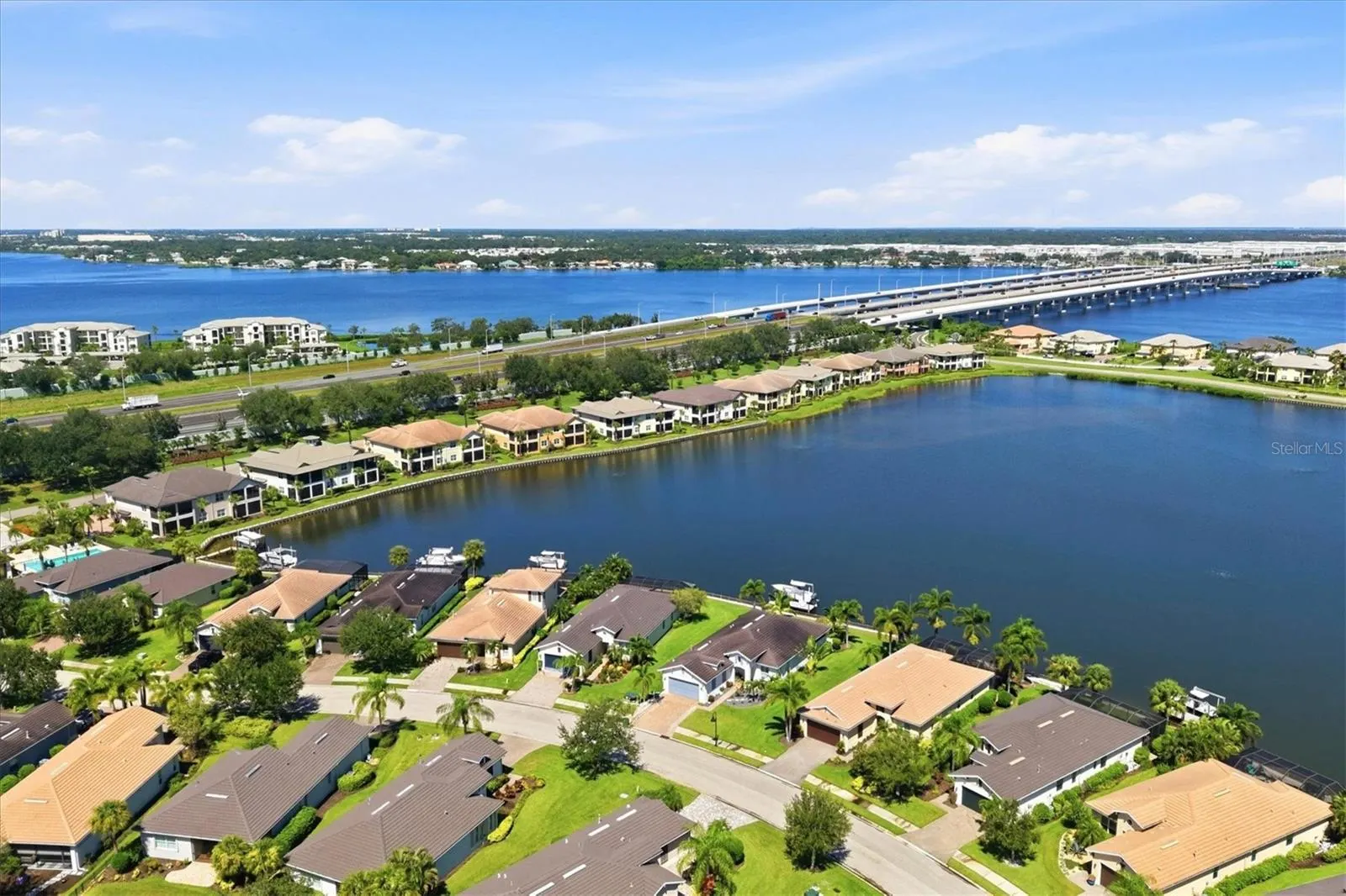 1009 RIVERSCAPE ST #1009 #1009
