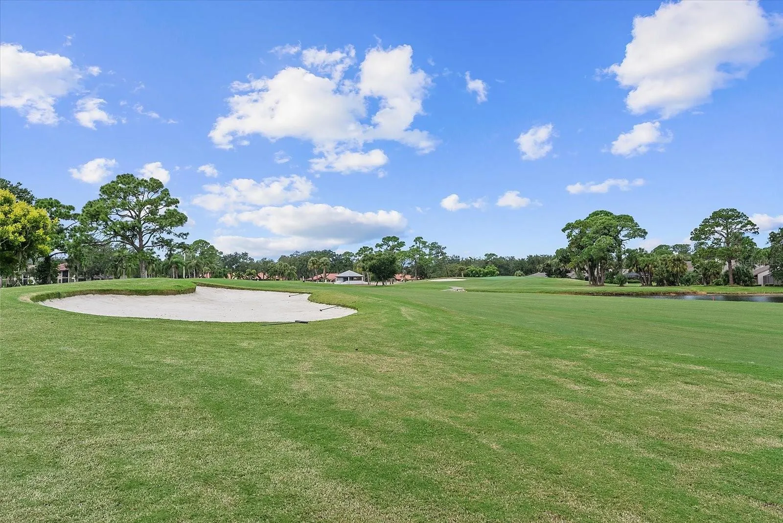 5815 FAIRWOODS CIR