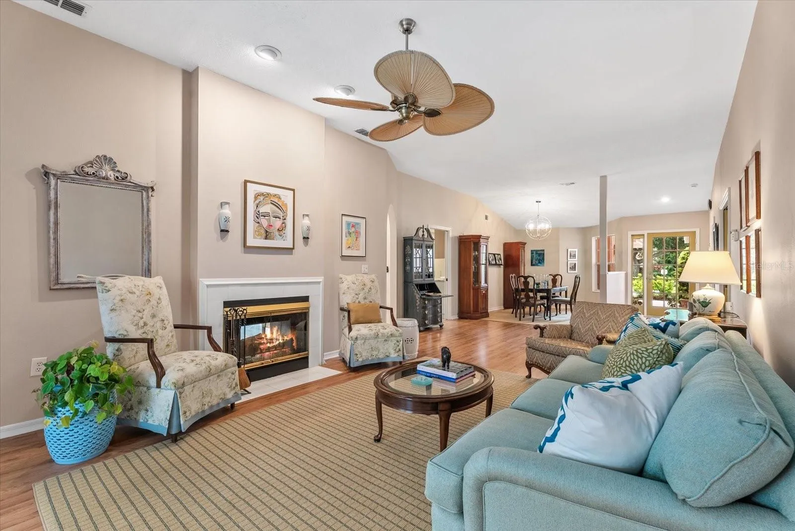5815 FAIRWOODS CIR
