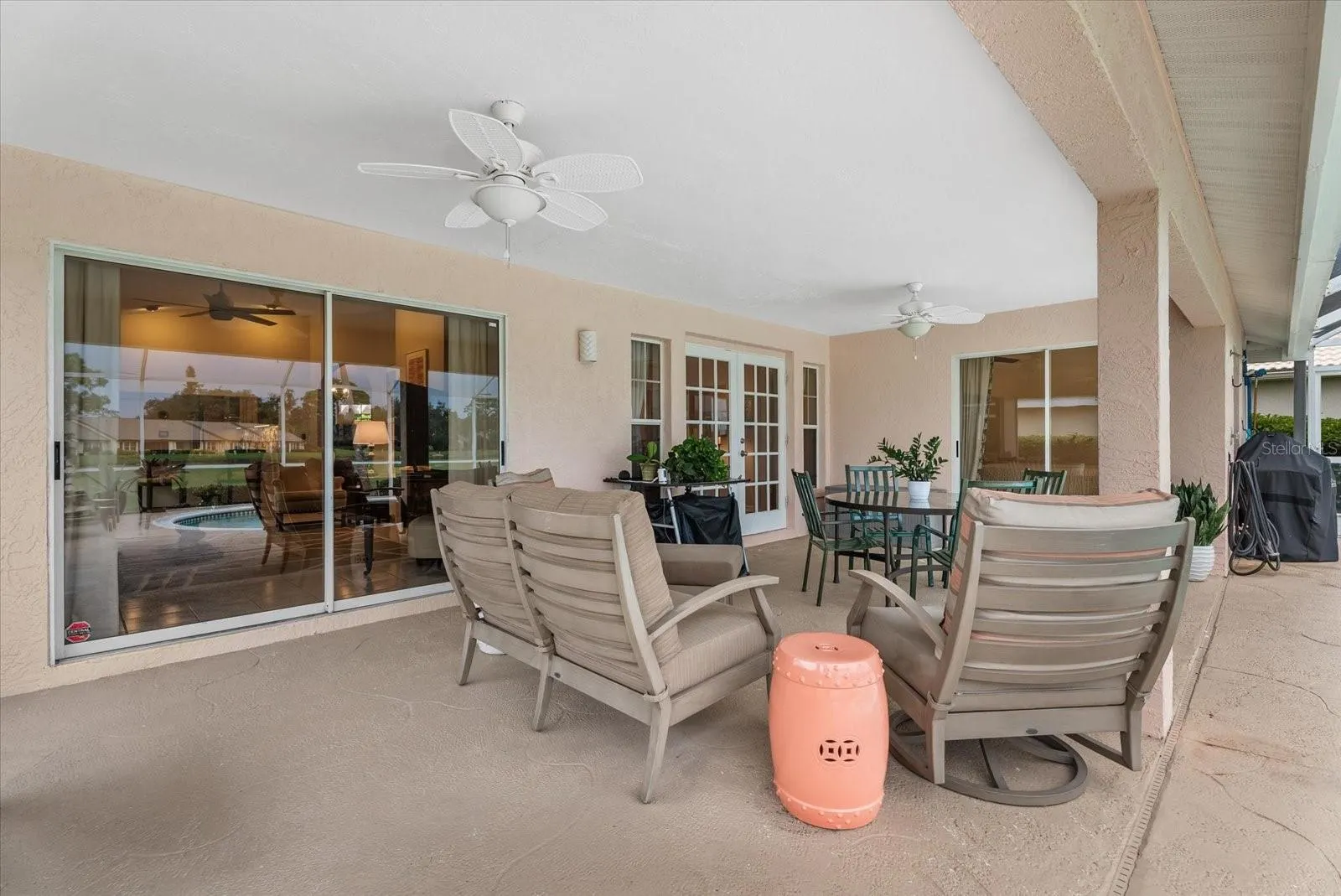 5815 FAIRWOODS CIR