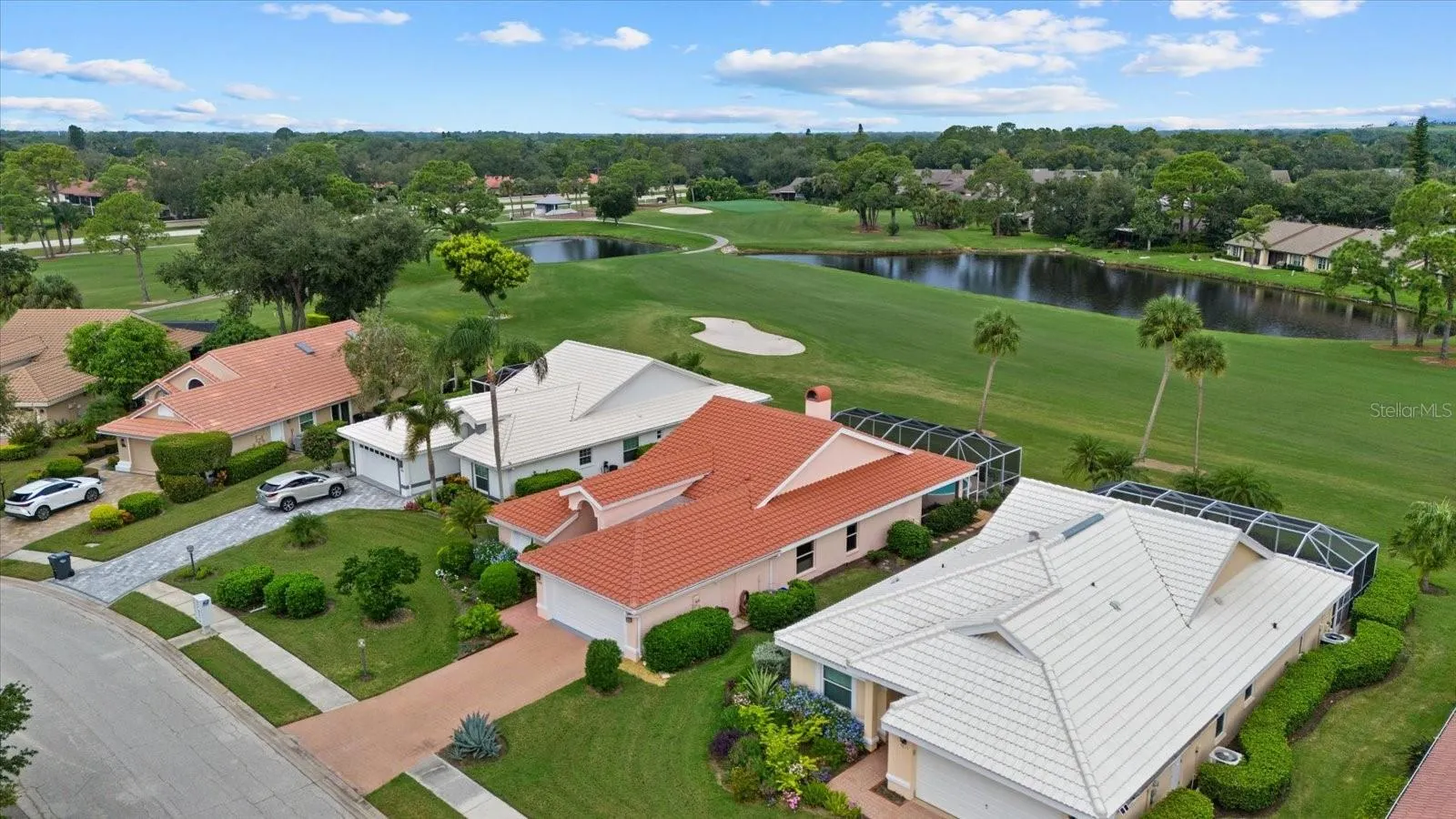 5815 FAIRWOODS CIR