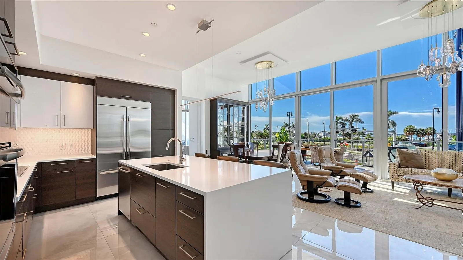 1155 N GULFSTREAM AVE #207 #207