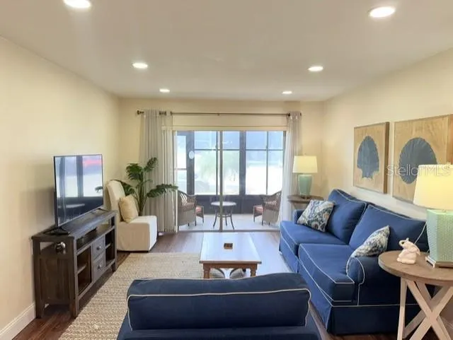 3231 BENEVA RD #101 #101