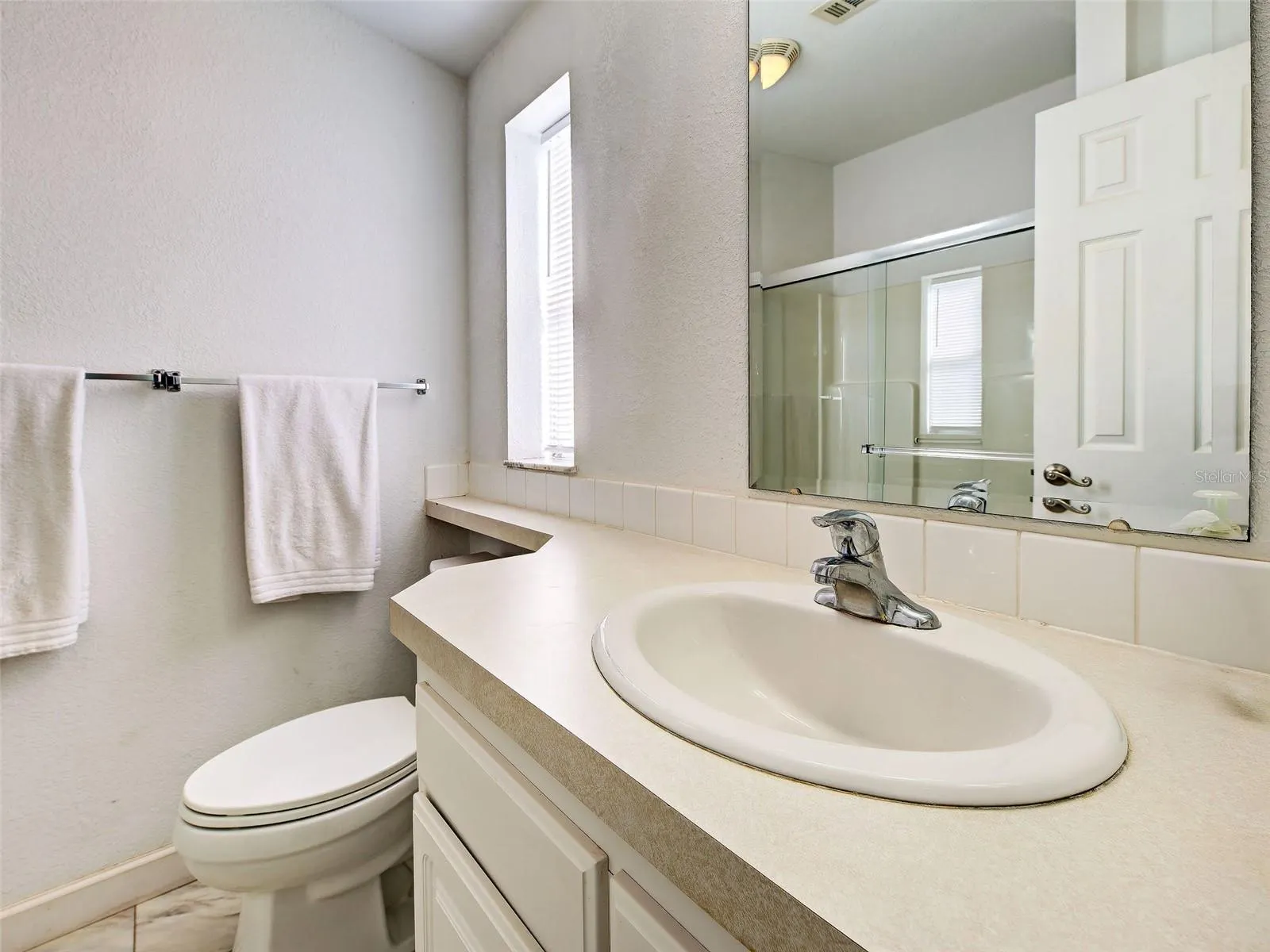 23 SIESTA CIR W