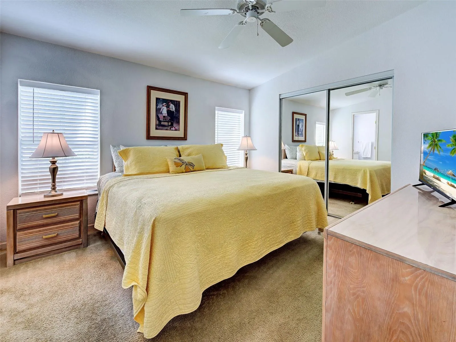23 SIESTA CIR W