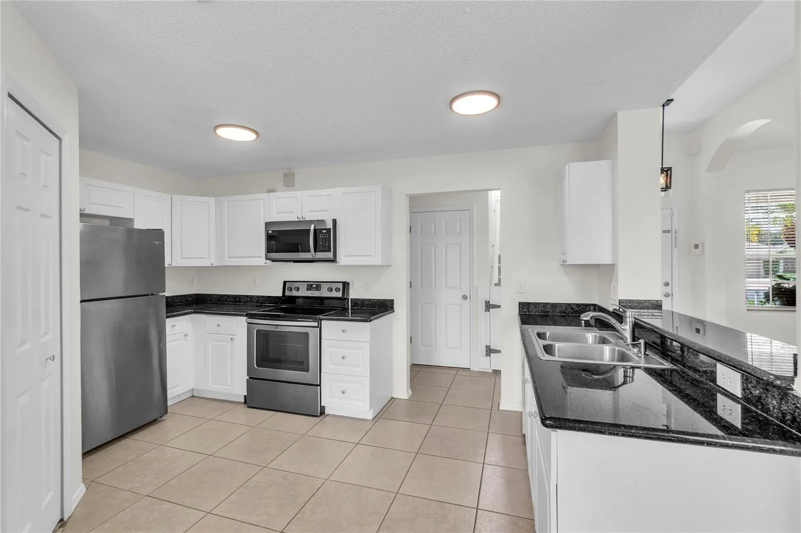 11779 SHIRBURN CIR