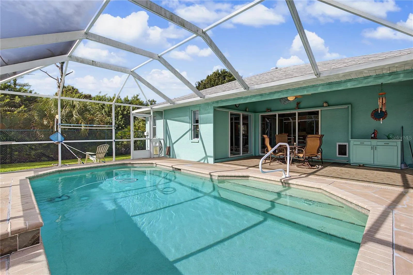 107 BYRON CT