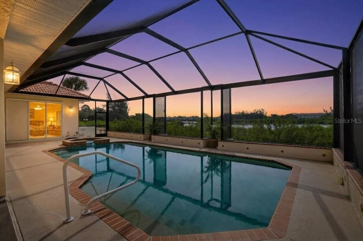 102 BRENDA LN