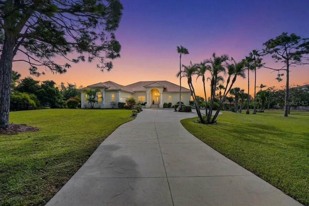 102 BRENDA LN