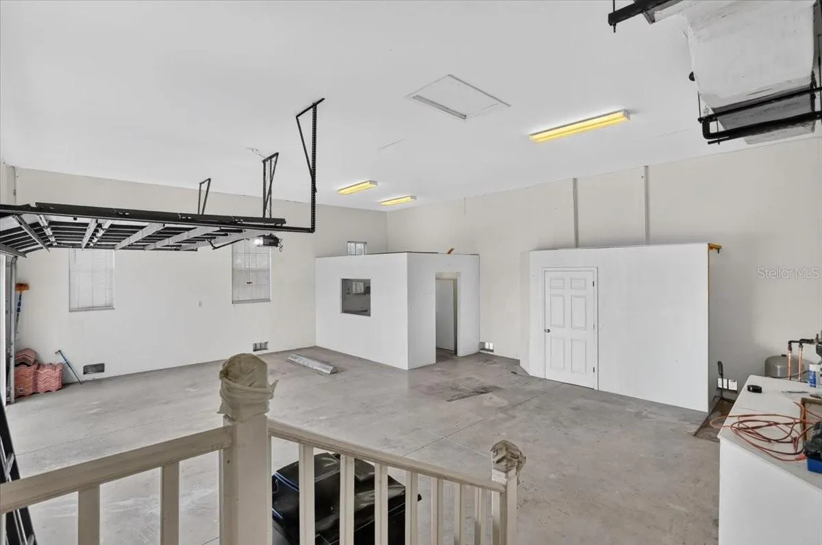 102 BRENDA LN