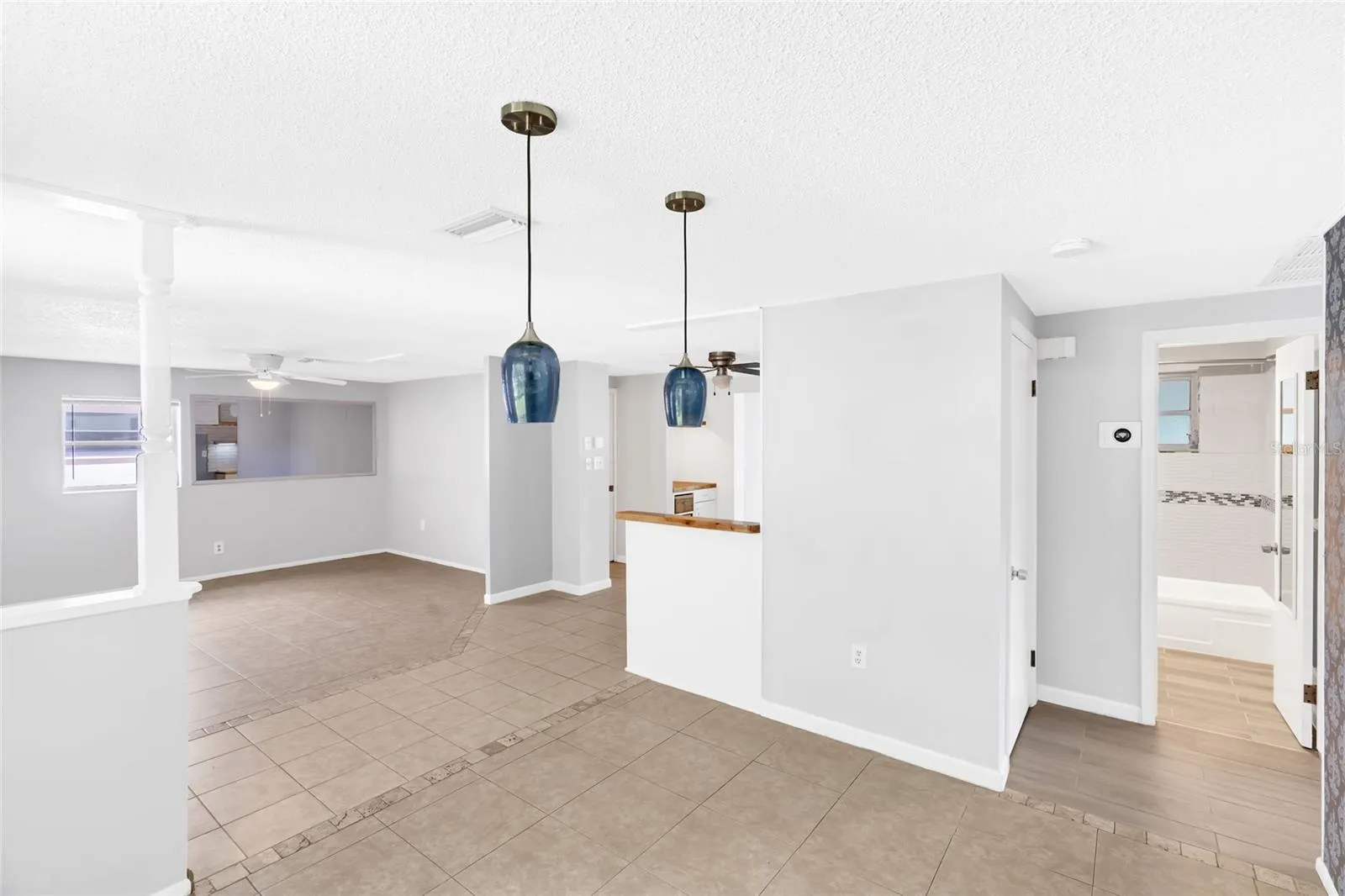 142 2ND AVE