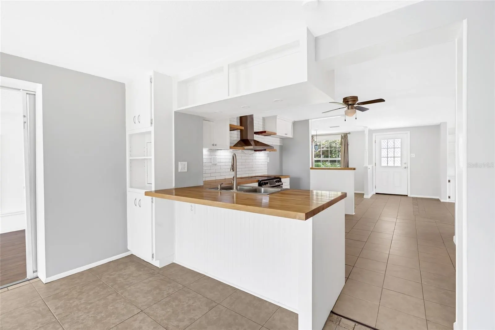 142 2ND AVE