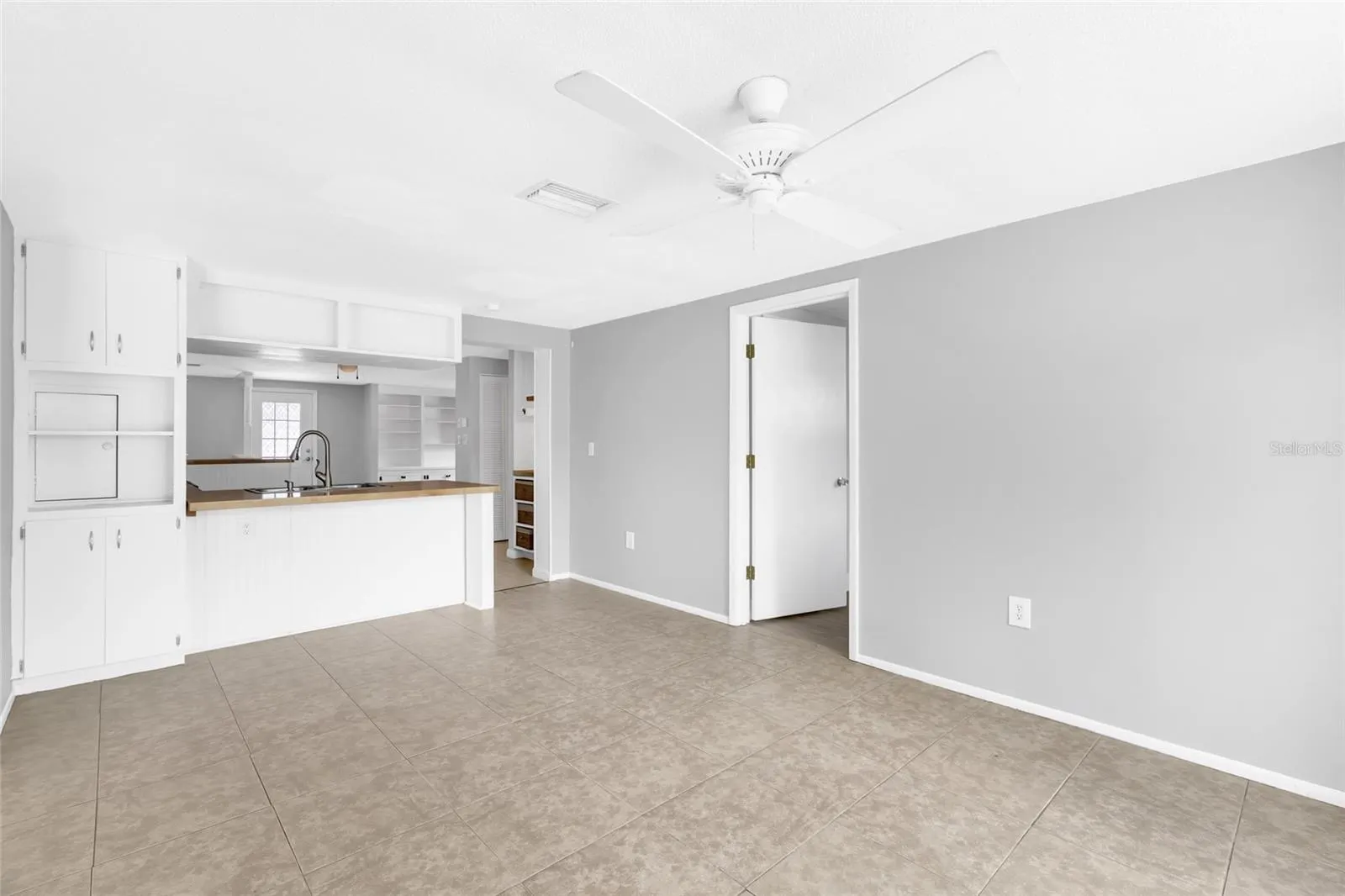 142 2ND AVE
