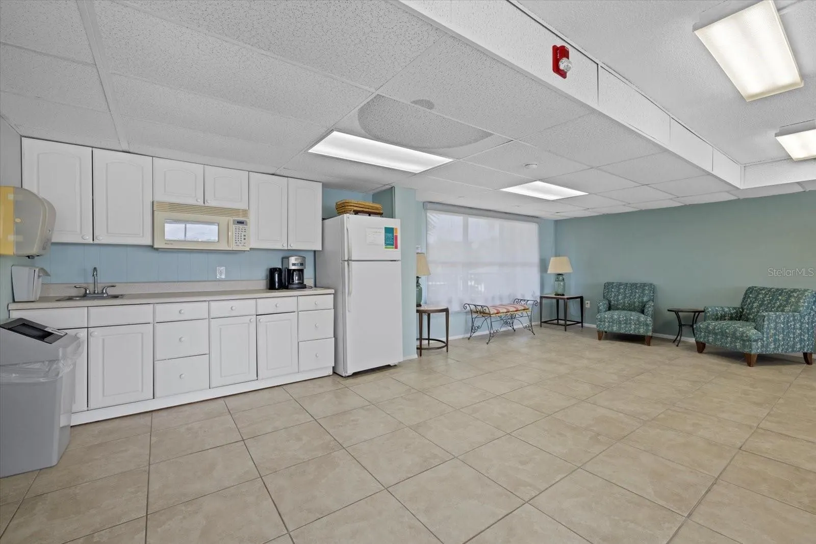 9393 MIDNIGHT PASS RD #302 #302