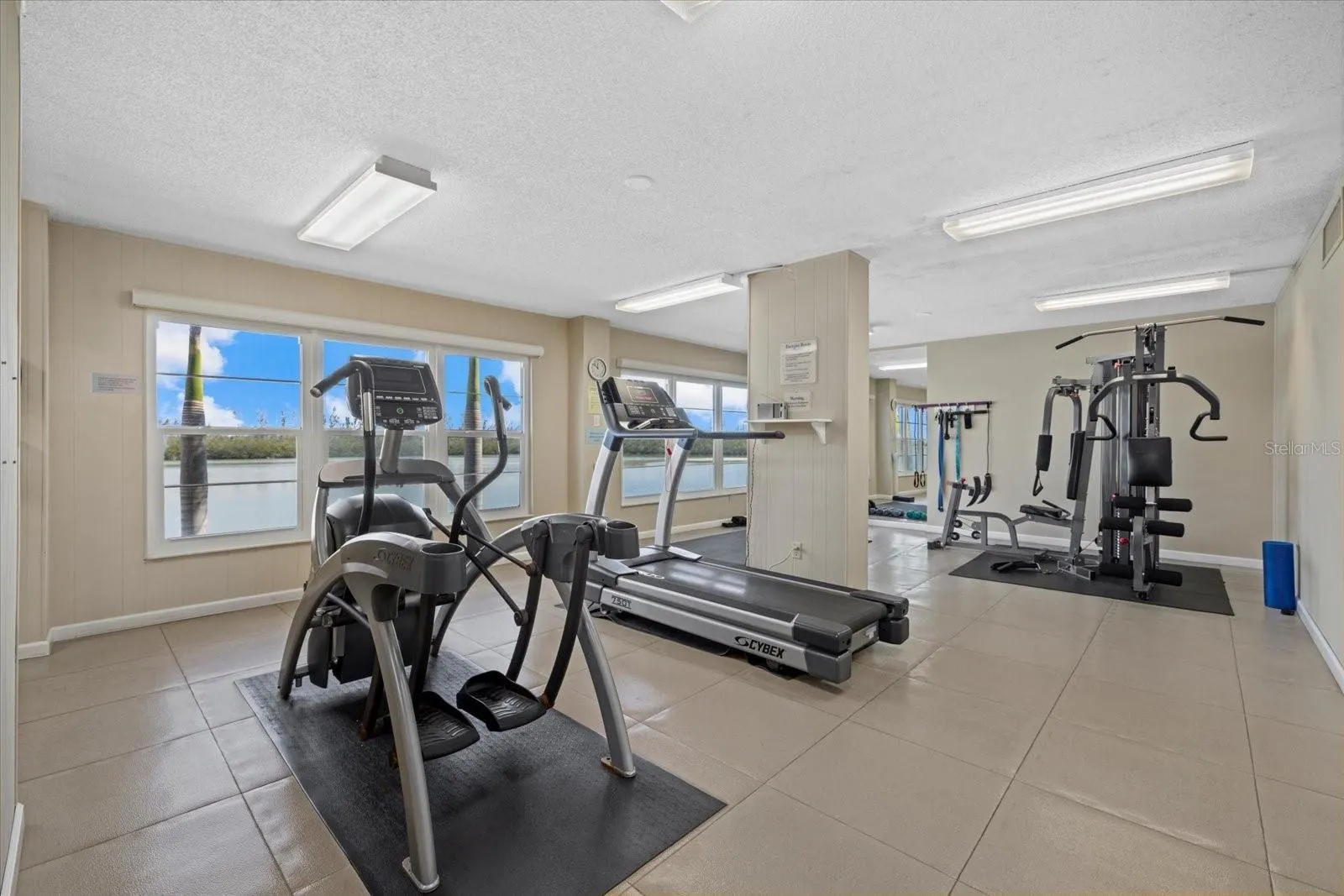 9393 MIDNIGHT PASS RD #302 #302