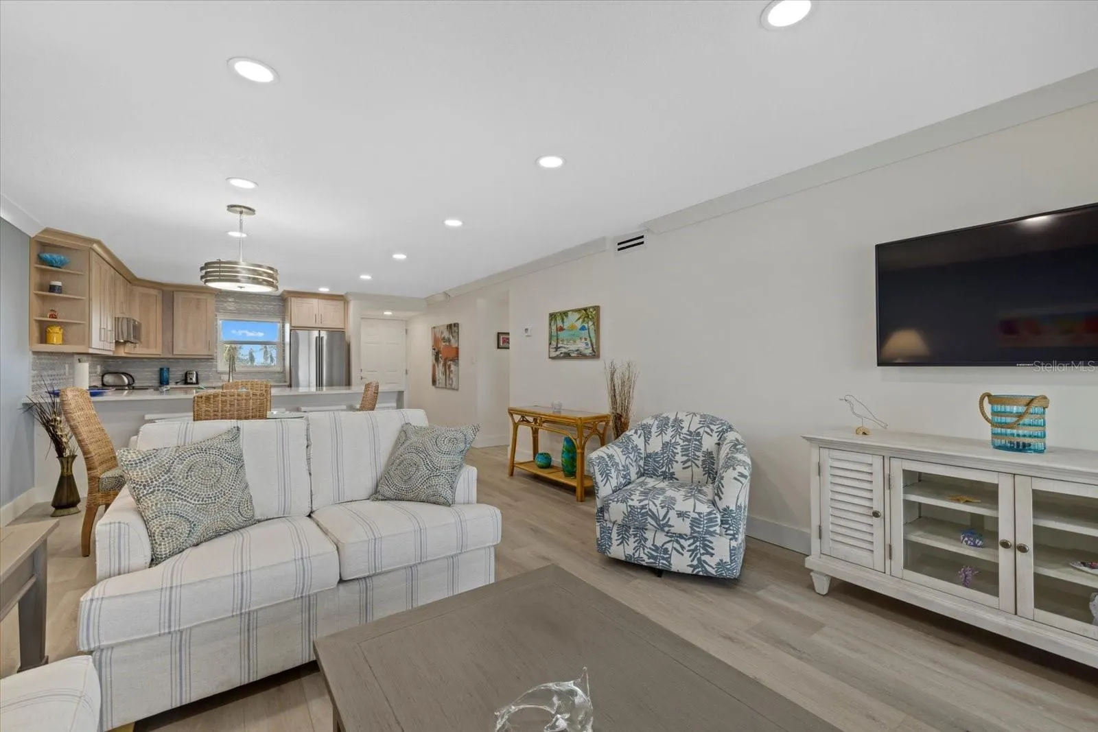 9393 MIDNIGHT PASS RD #302 #302