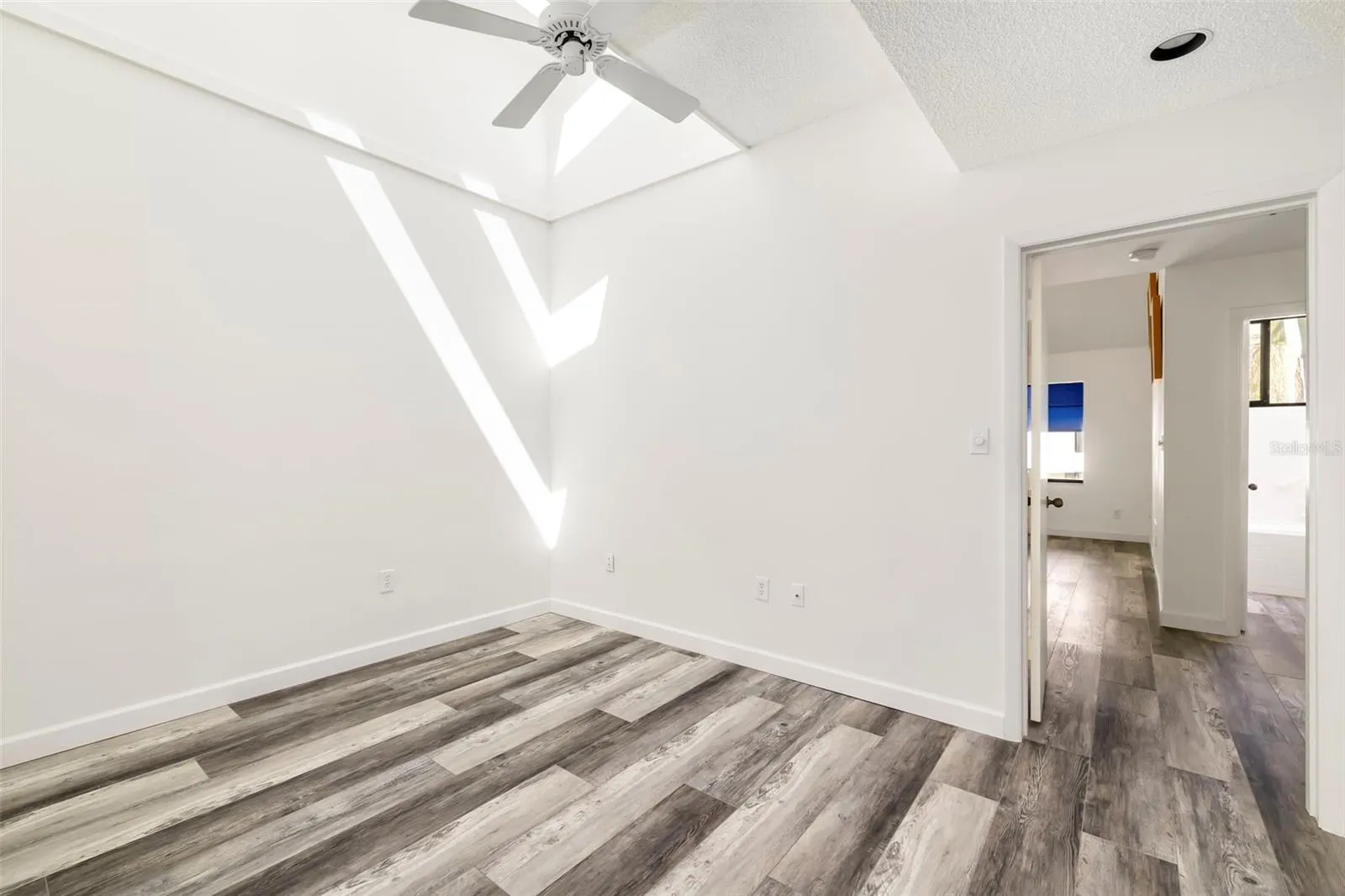 1920 HARBOURSIDE DR #1003 #1003